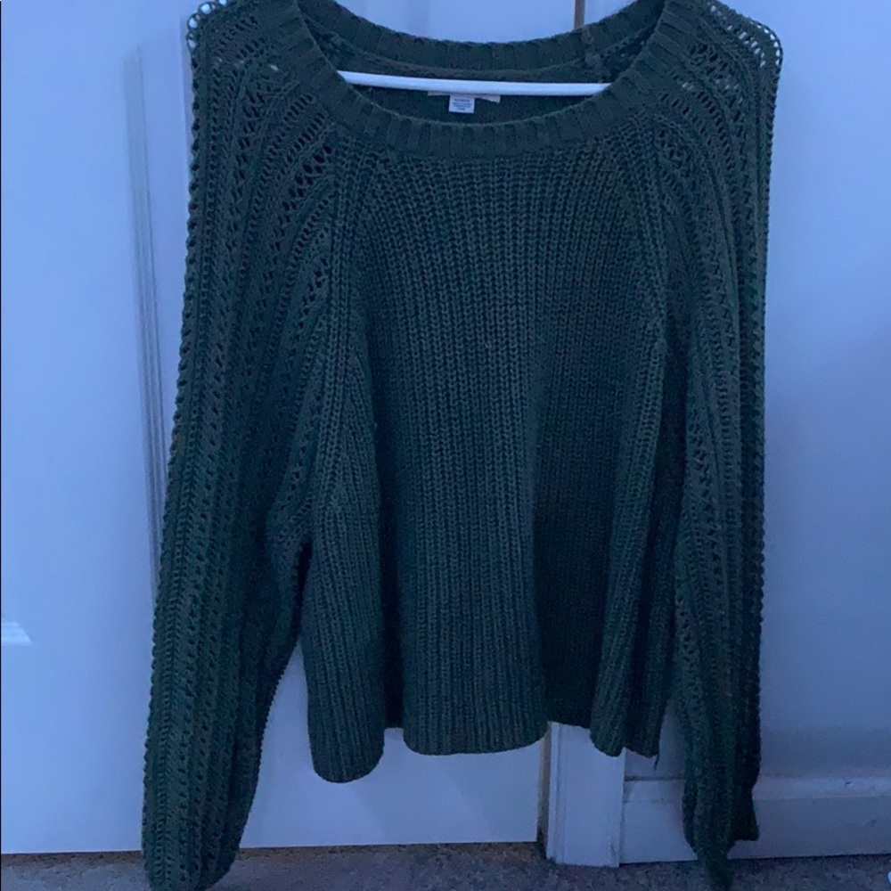American Eagle Sweater